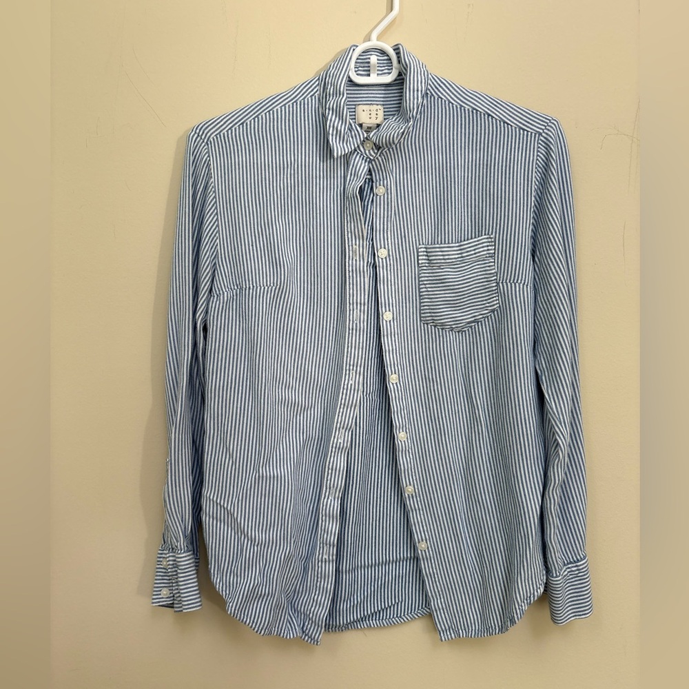 A New Day Women’s XS Button Down Blouse Blue White Striped
